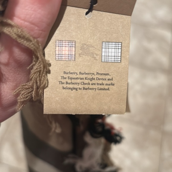 Burberry colour check scarf - Picture 6 of 9